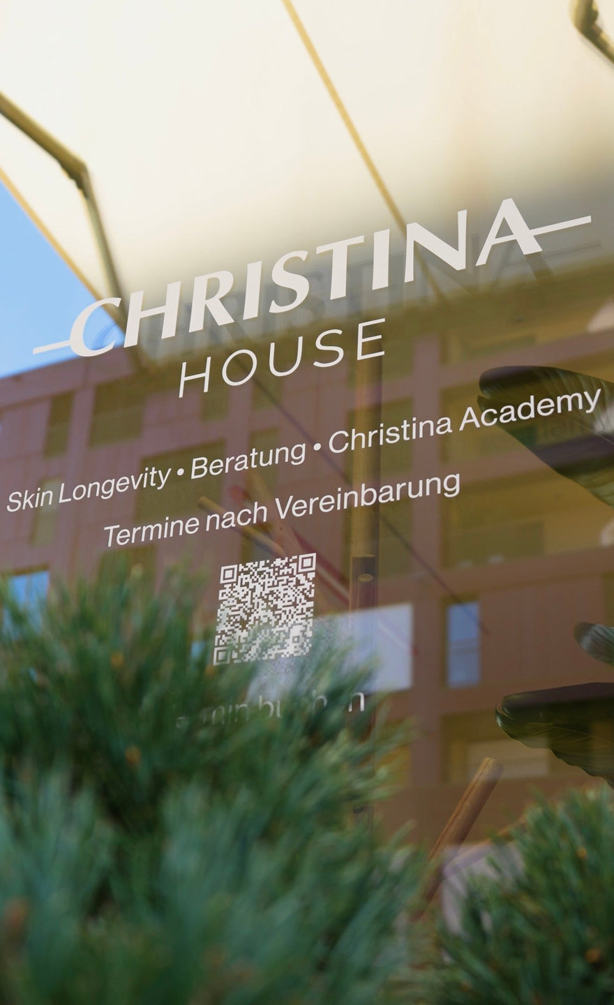Christina House: Ihr neues Kosmetikstudio in Cham, Kanton Zug