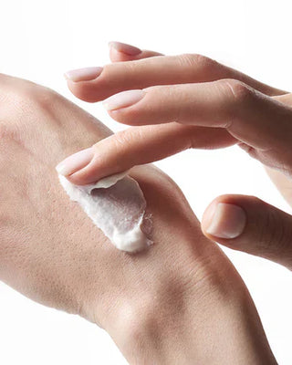 8 Regeln für Nachtcreme – So verlangsamen Sie Hautalterung