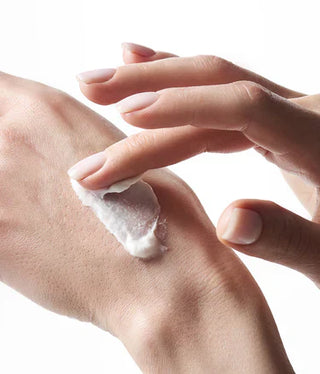 8 Regeln für Nachtcreme – So verlangsamen Sie Hautalterung